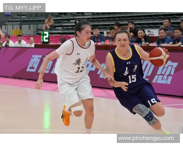 全国锦标赛特别报道：武汉篮球队拼搏历程与荣耀时刻的全景回顾