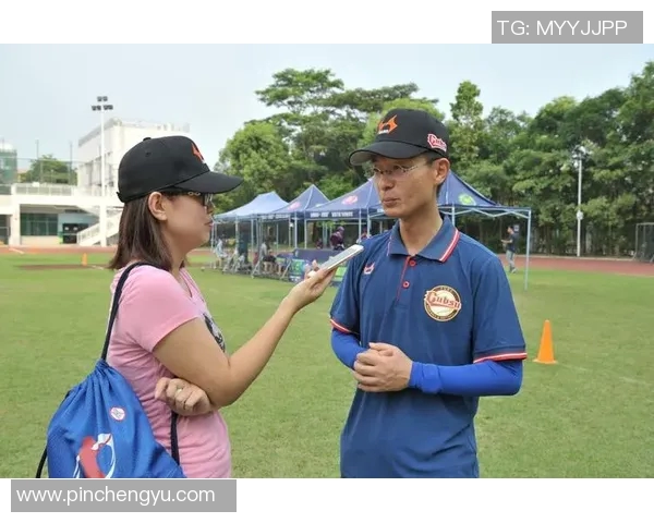 乒乓球场上的奋斗与梦想:李丽的深度对话与人生启示 乒乓球场上的奋斗与梦想:李丽的深度对话与人生启示