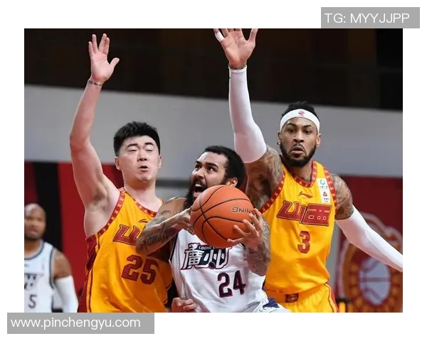 深圳篮球队以60分稳居精英赛积分榜首位竞争愈发激烈